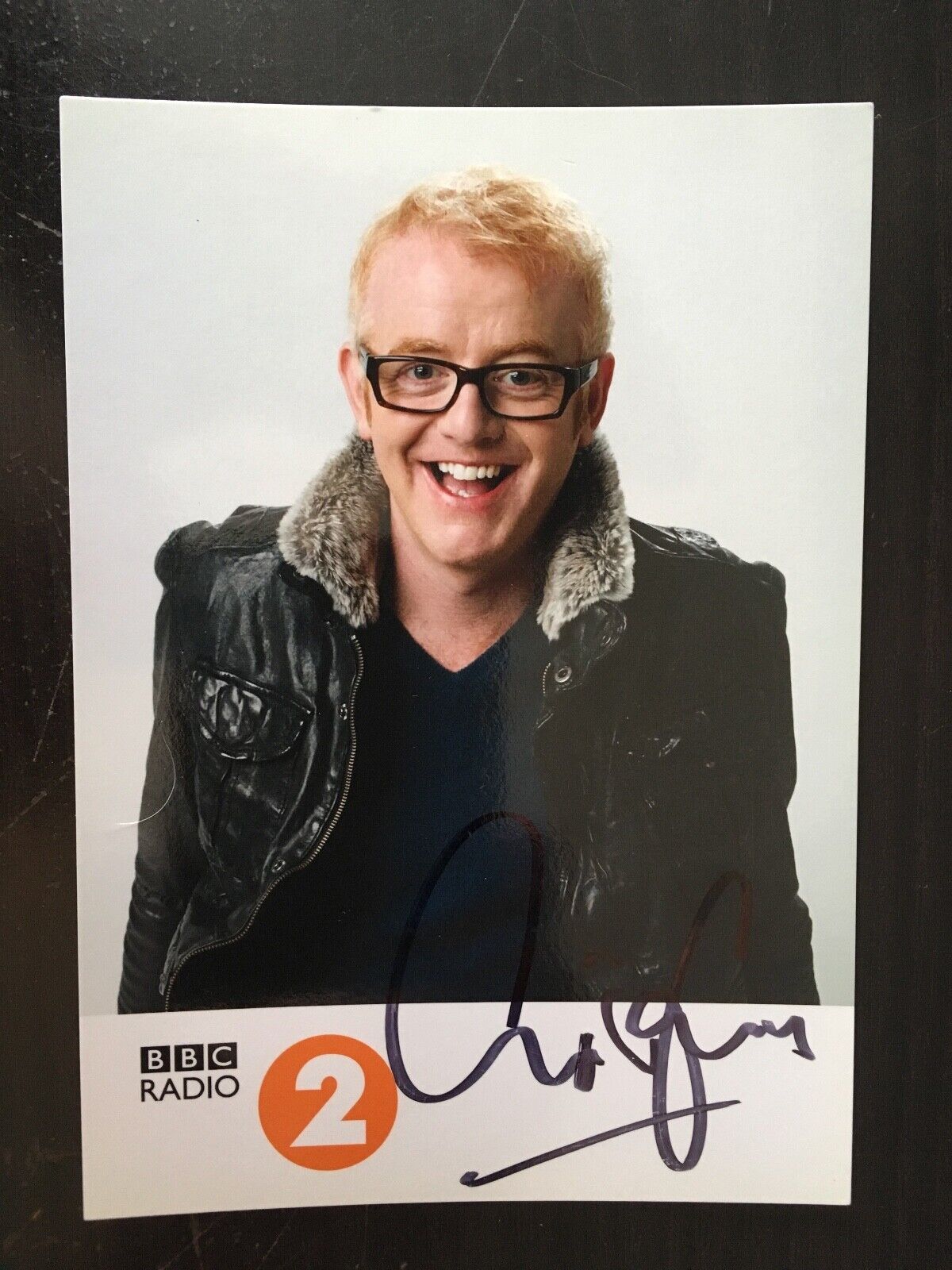 CHRIS EVANS - RADIO AND TV PRESENTER - EXCELLENT SIGNED Photo Poster paintingGRAPH