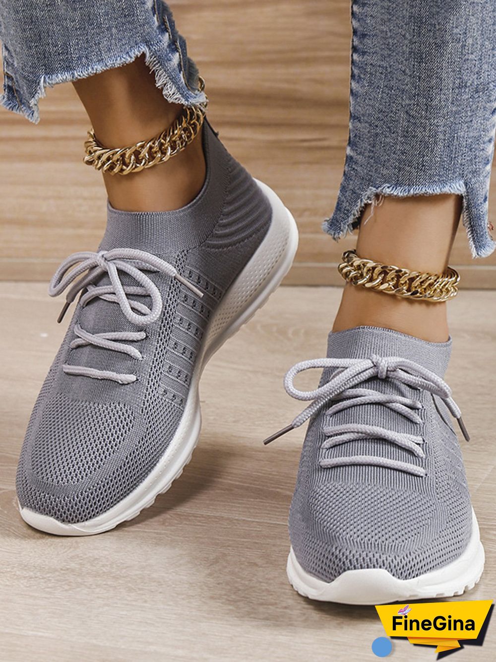 Flyknit Lightweight Soft Sole Lace-Up Sneakers