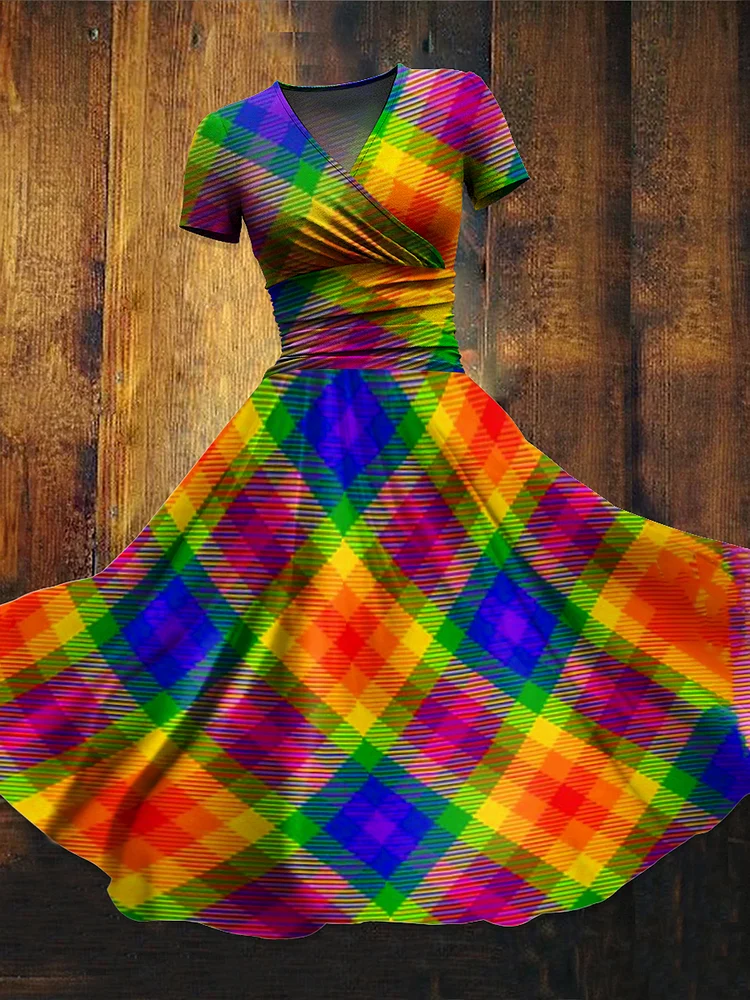 Women's Retro Rainbow Art Print  Maxi Dress