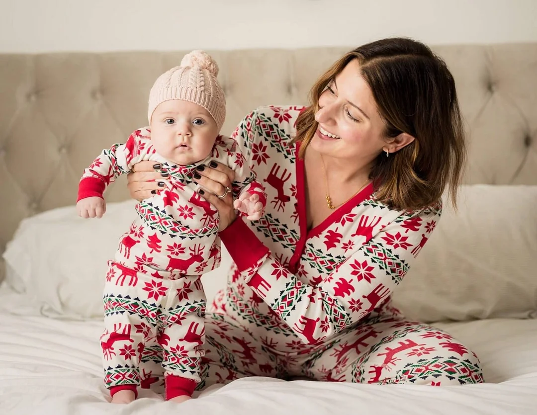 Christmas Deer and Snowflake Family Matching Set (with Pet's dog clothes)