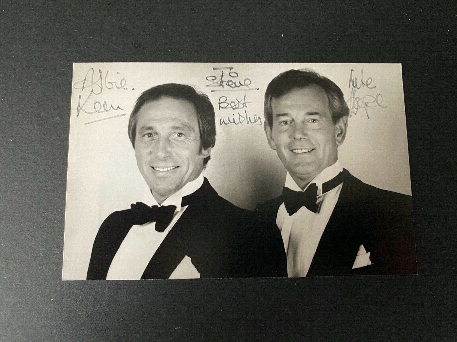 HOPE & KEEN - COMEDY ENTERTAINERS - BRILLIANT DUAL SIGNED Photo Poster paintingGRAPH