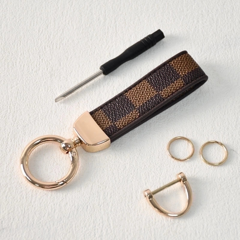 5 Pieces Classic Trendy Old Flower Leather Car Key Chain High Quality Car Key Chain Anti-lost Accessories Pendant Factory Direct Sales