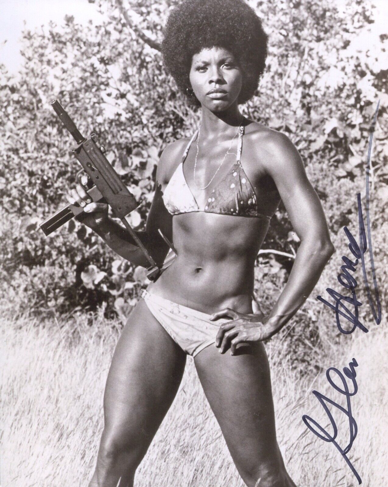 James Bond Live & Let Die girl Gloria Hendry signed Photo Poster painting Ref5 - UACC DEALER