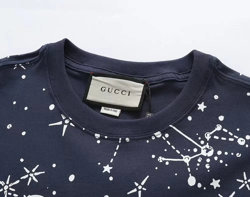 Neck Label Detail