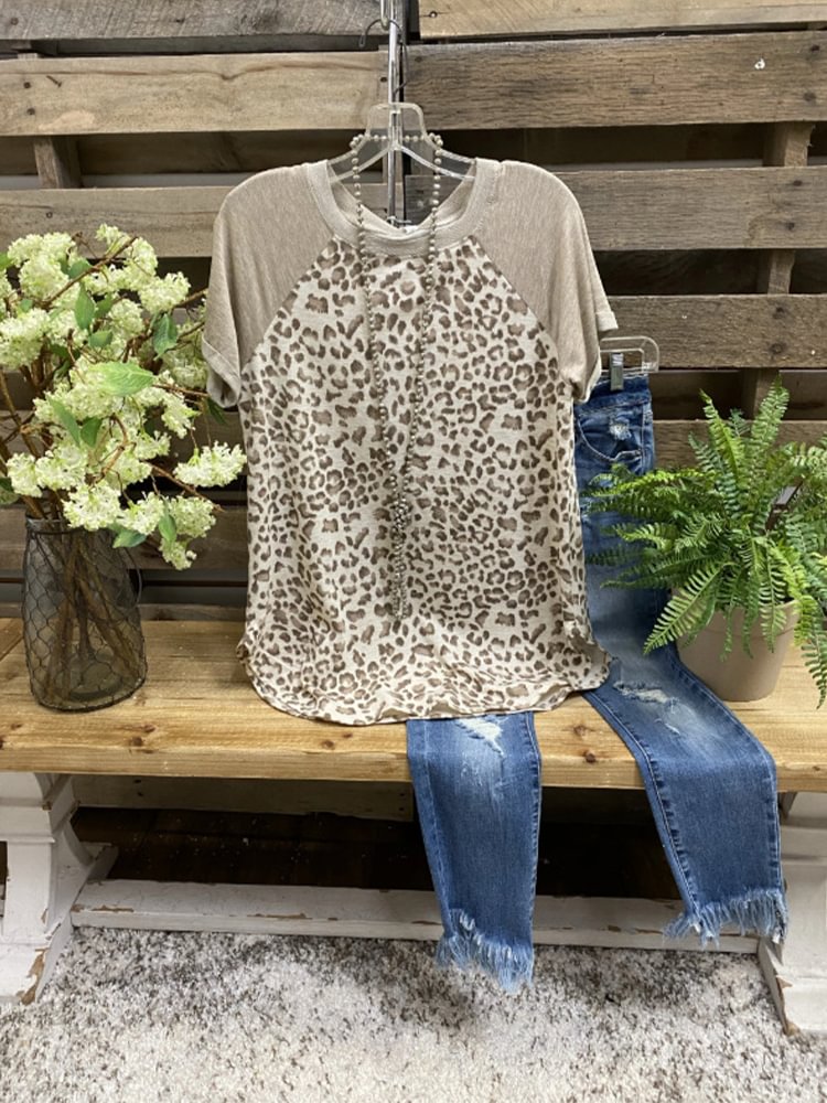 Color Blocking Leopard Print Short Sleeve Round Neck T Shirt P181573400