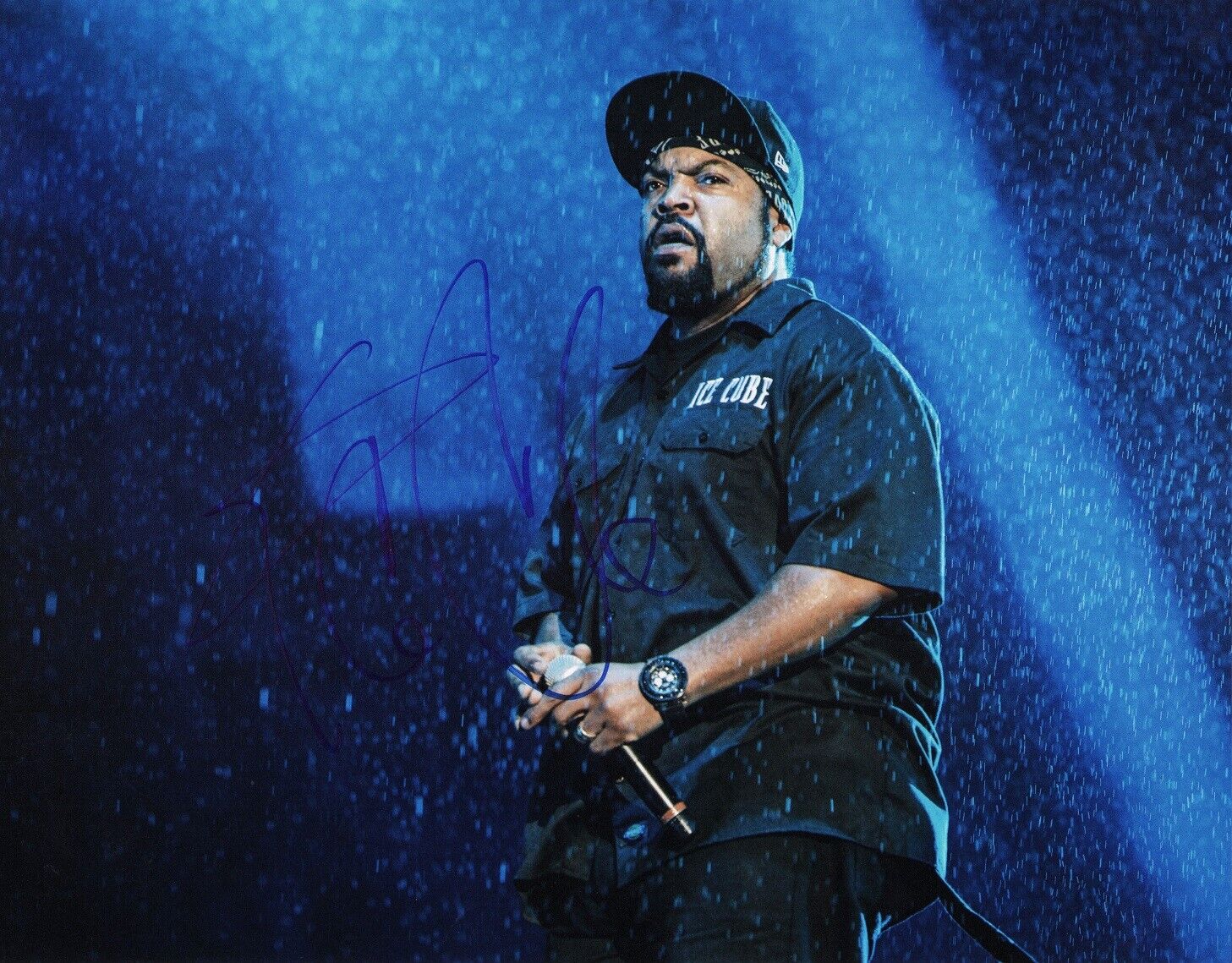 ~~ ICE CUBE Authentic Hand-Signed NWA Rapper Friday