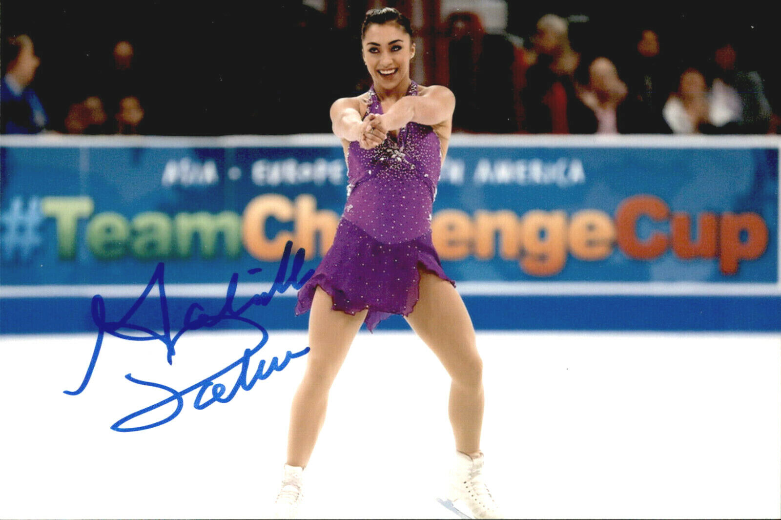 Gabrielle Daleman SIGNED 4x6 Photo Poster painting Figure Skating CANADIAN NATIONAL CHAMPION #6