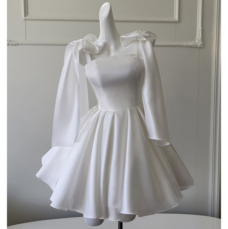 Pure White Bow-Knot Sleeveless Pleated Mini Homecoming Dress HC0162