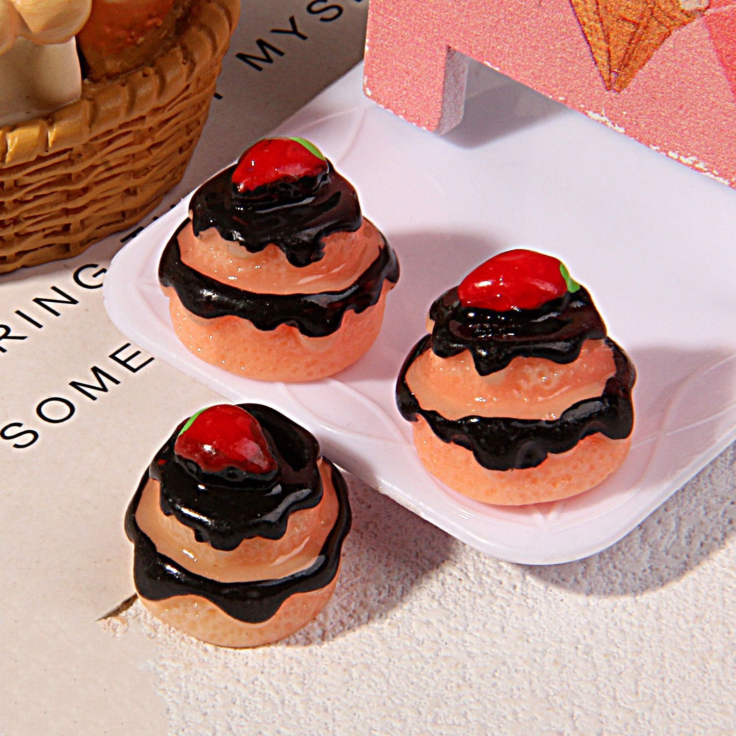 Mini Vanilla Chocolate Cake Charm