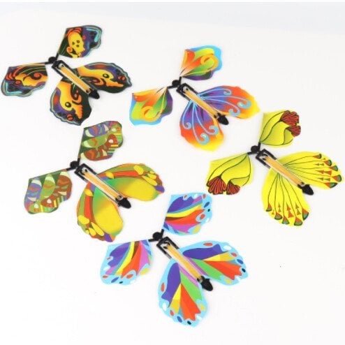 🎄 Magic Flying Butterfly (There are at least 20 butterflies in the video)