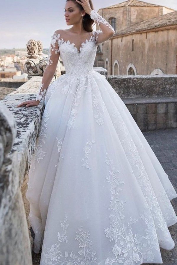 Gorgeous Princess Long SLeeves Sweetheart Wedding Dress Floral With Lace Appliques | Ballbellas Ballbellas