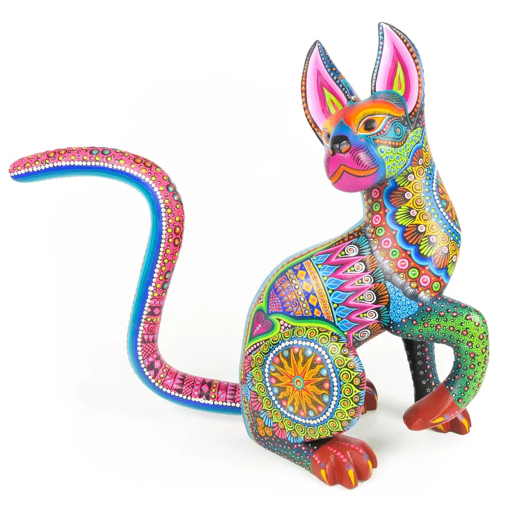 Beautiful Cat - Oaxacan Alebrije Wood Carving