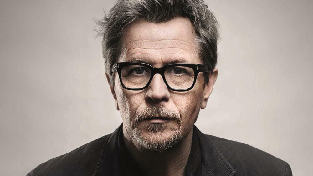 Gary Oldman 8x10 Picture Simply Stunning Photo Poster painting Gorgeous Celebrity #12