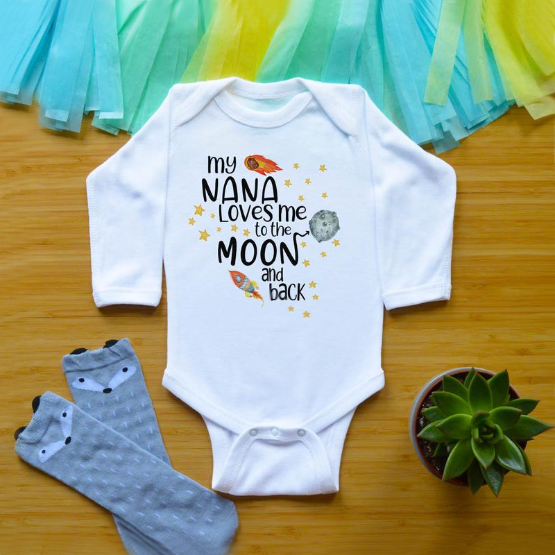 “my NANA Loves me to the MooN and back” Cartoon Rocket Letters Printed Baby Romper