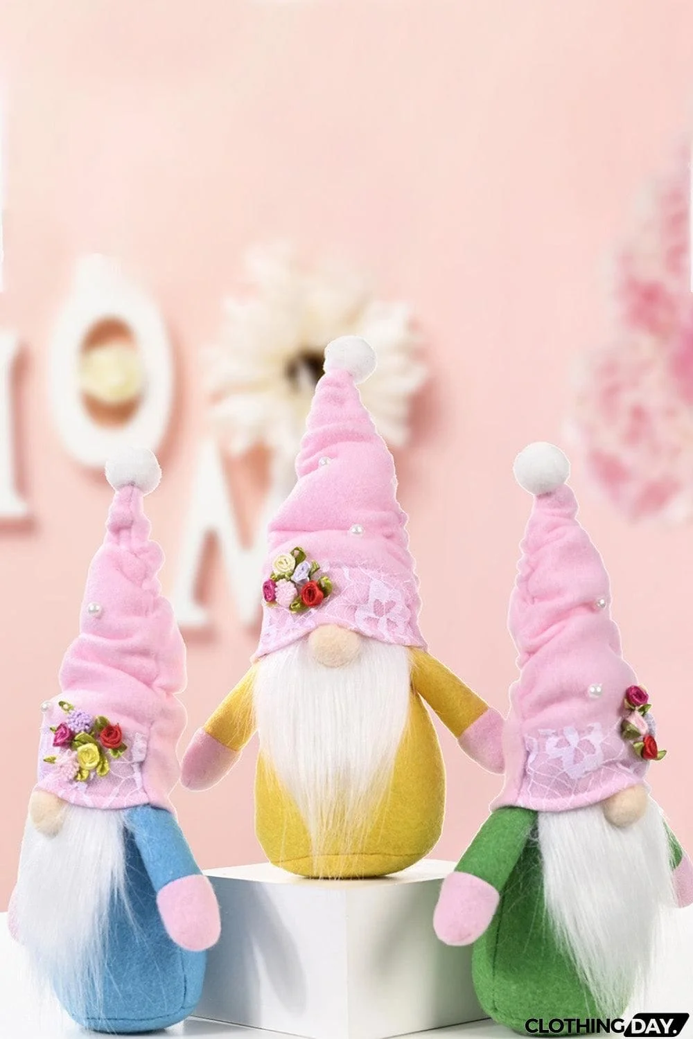 Random 3-Pack Mother's Day Faceless Gnomes