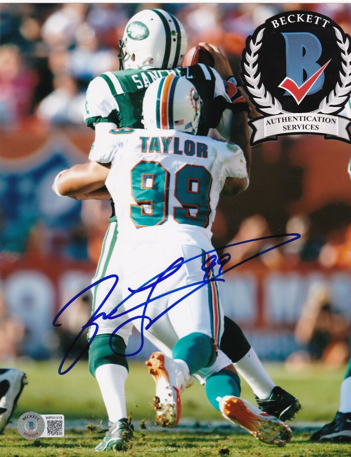 JASON TAYLOR MIAMI DOLPHINS BECKETT AUTHENTICATED ACTION SIGNED 8x10 Photo Poster painting