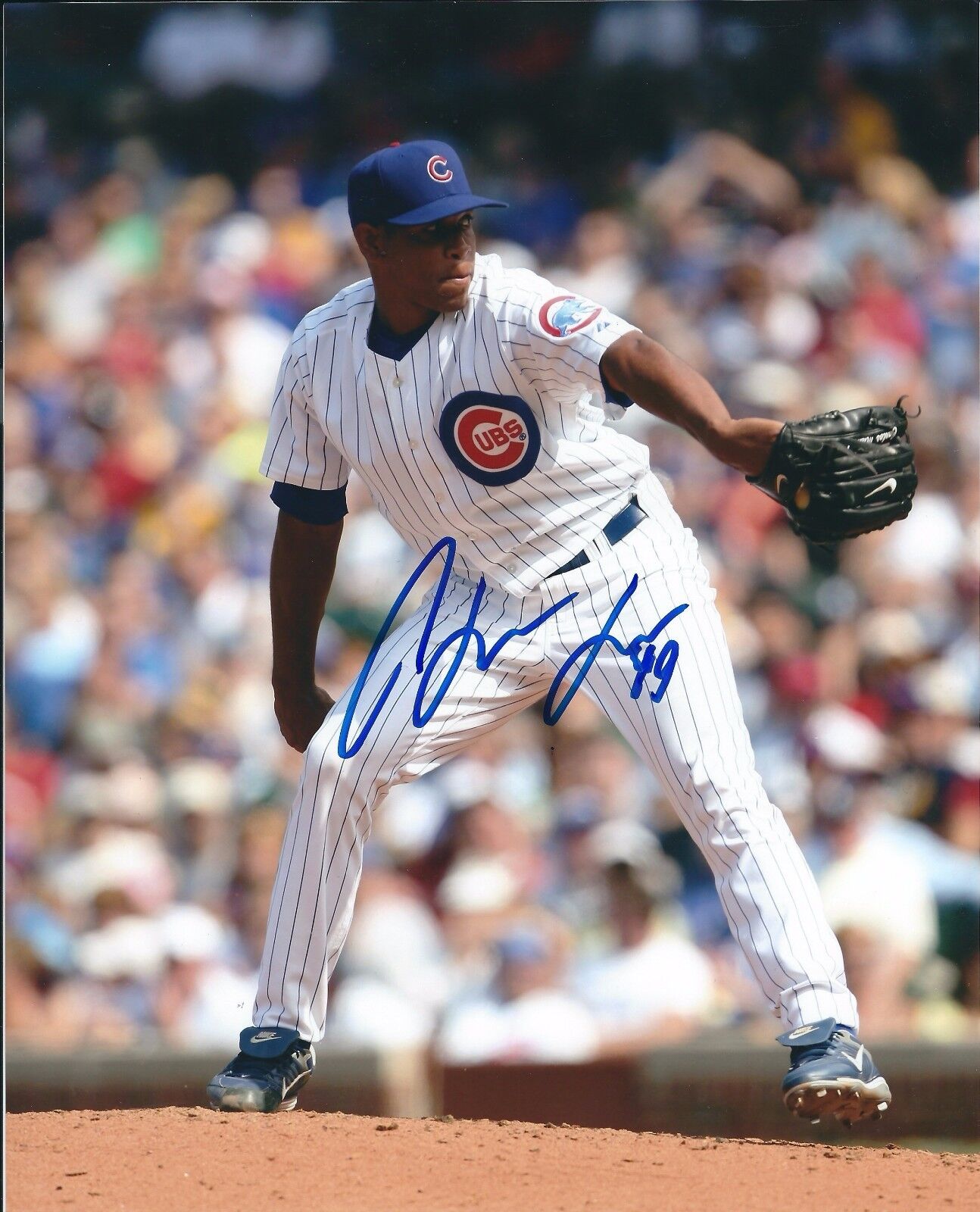 Signed 8x10 CARLOS MARMOL Chicago Cubs Autographed Photo Poster painting - COA