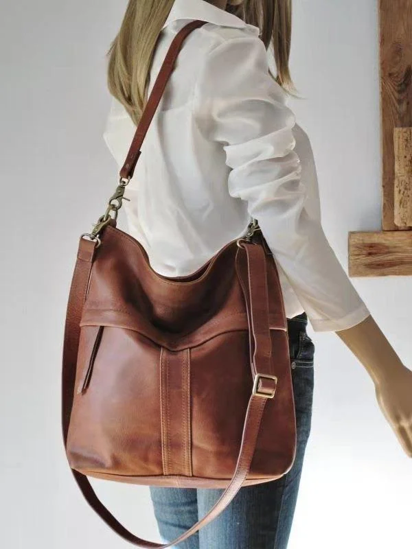 Retro handmade portable messenger leather bag