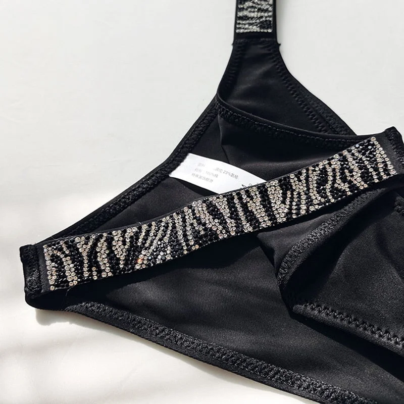 European Style Sexy Thong New Fashion Diamond T-Pants Low Waist Seamless Comfortable Briefs Sexy Zebra G-String Female Lingerie