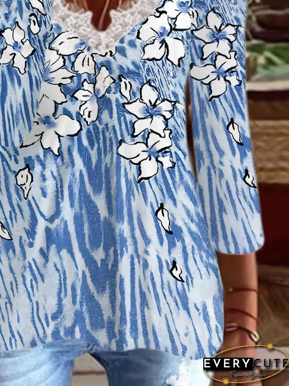 Vintage Floral Printed Long Sleeves Lace V Neck Plus Size Casual Tops