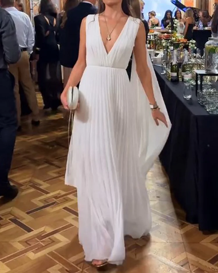 Women's Sleeveless Pleated Solid Color Dress