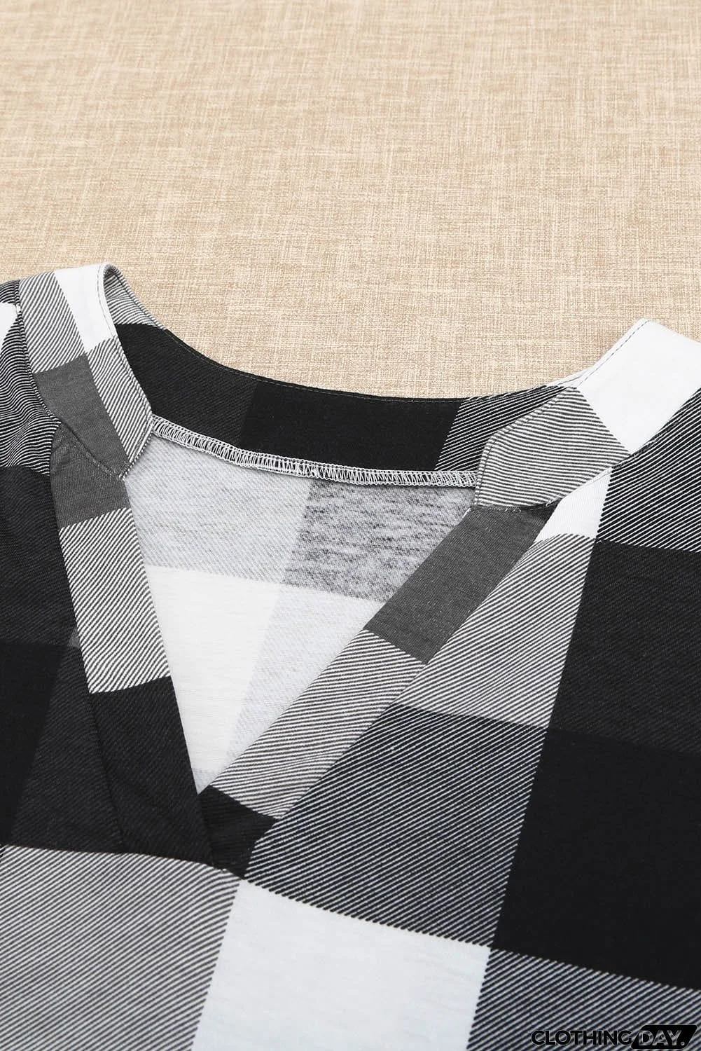 Contrast Plaid V Neck Long Sleeve Top