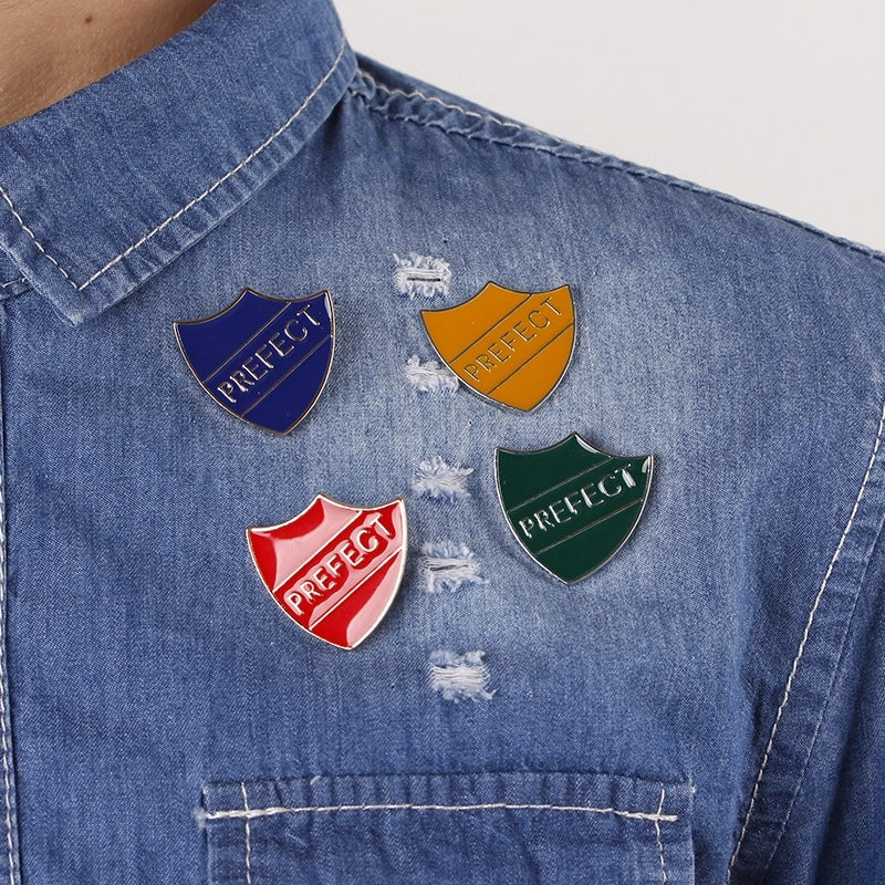 Cartoon Style Minimalist Streetwear Pin Letter Alloy Stamping Stoving Varnish Plating Unisex Brooches Collar Pin