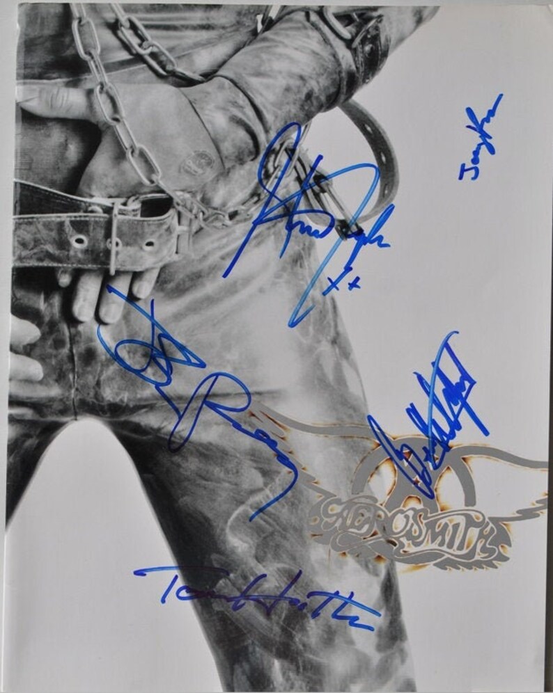 AEROSMITH SIGNED TOUR Booklet X5 Get A Grip Tour Steven Tyler, Joe Perry, Brad Whitford, Tom Hamilton, and Joey Kramer wcoa