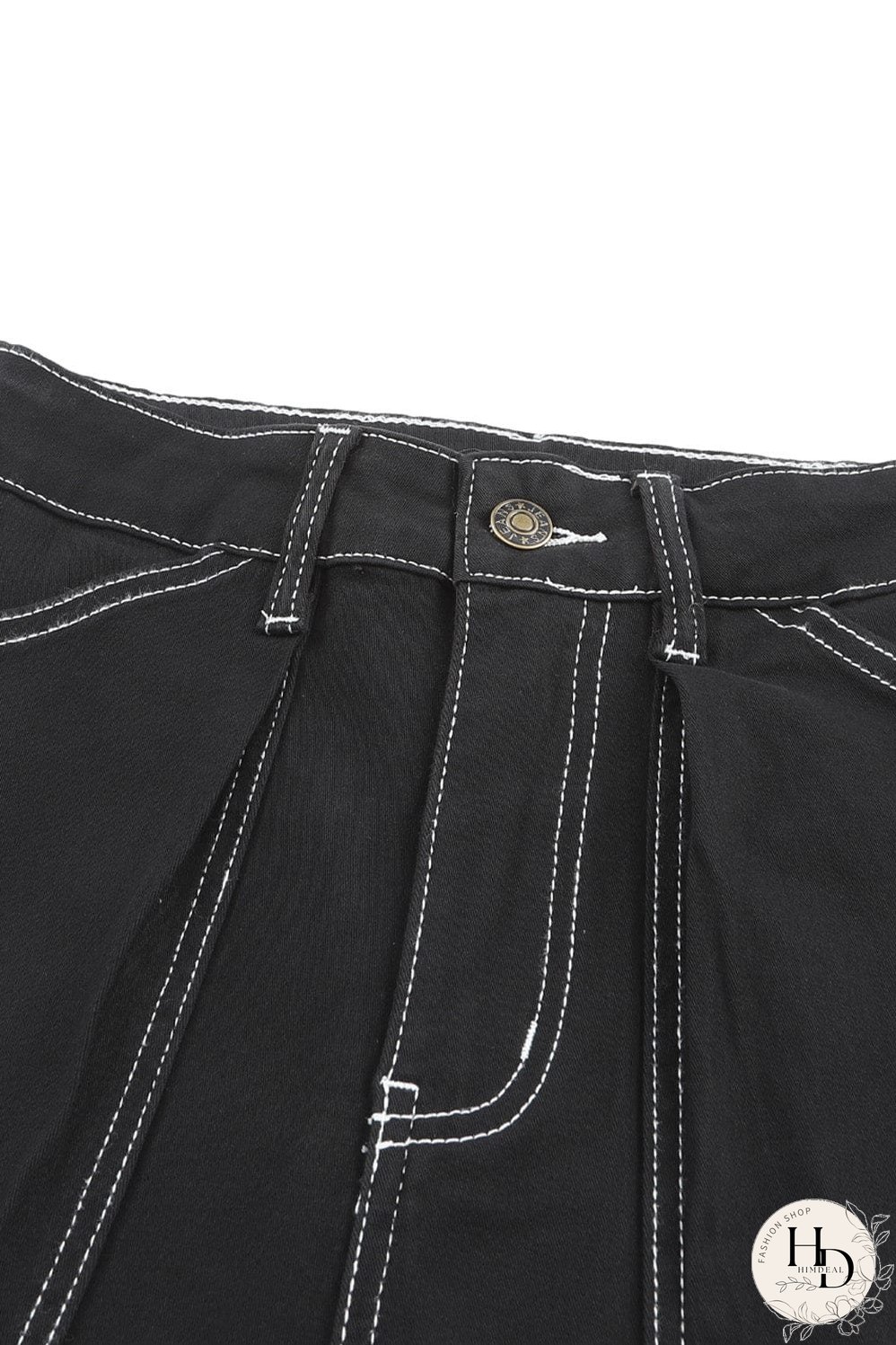 Streetwear-Inspired Black Cargo Pants