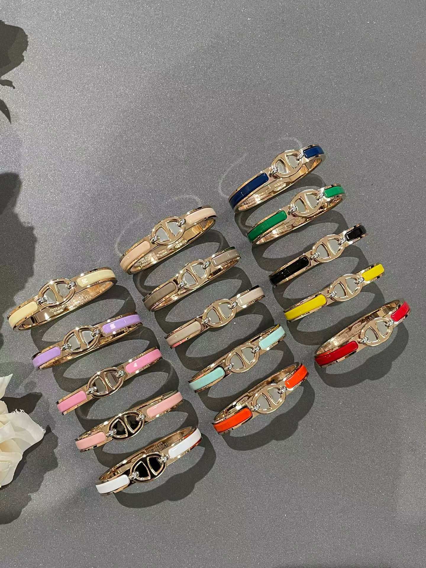 Buy replica Hermes Pig Nose Enamel Bracelet and replica jewelry from PICKS Jewelry