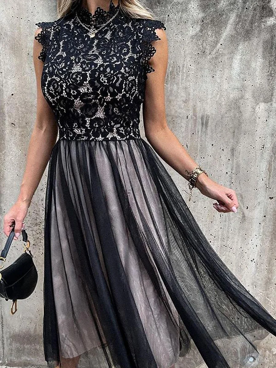 Sleeveless Midi Dress in Lace and Mesh