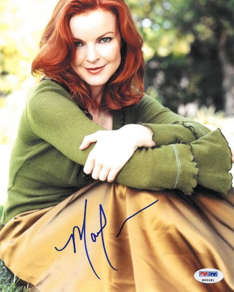 Marcia Cross Signed Desperate Housewives Authentic 8x10 Photo Poster painting (PSA/DNA) #H60281