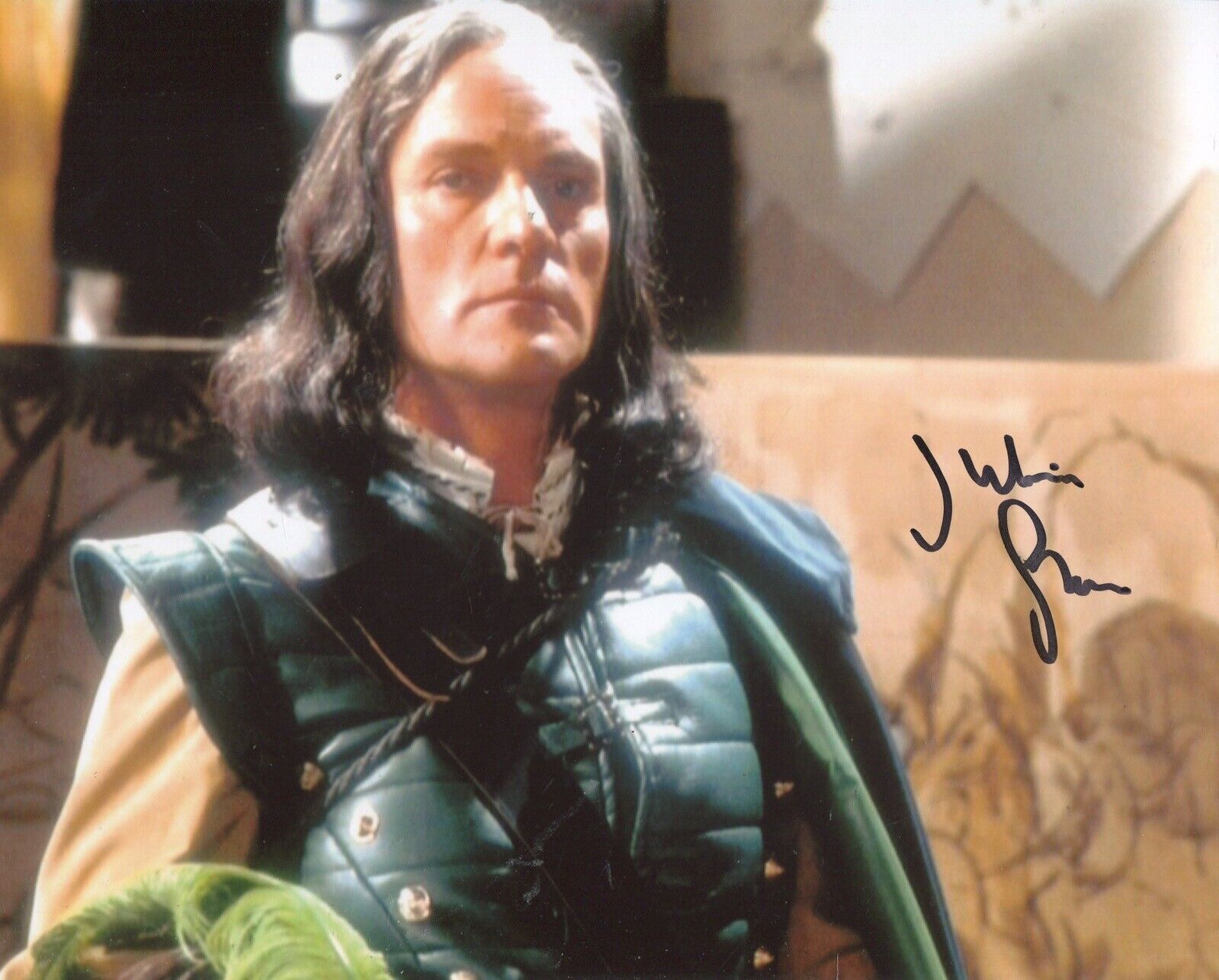 Actor Julian Glover signed DOCTOR WHO 8x10 scene Photo Poster painting IMAGE No2