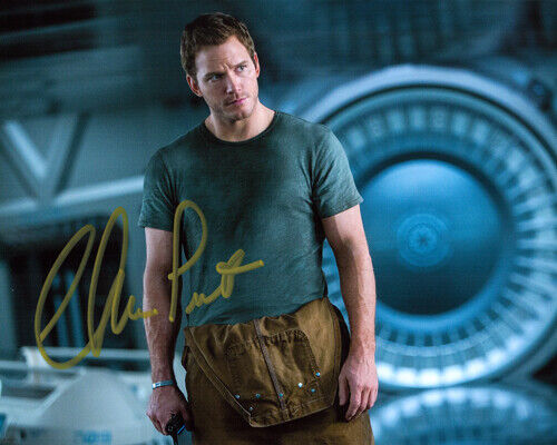 Autographed Photo Poster painting Chris Pratt signed 8 x 10