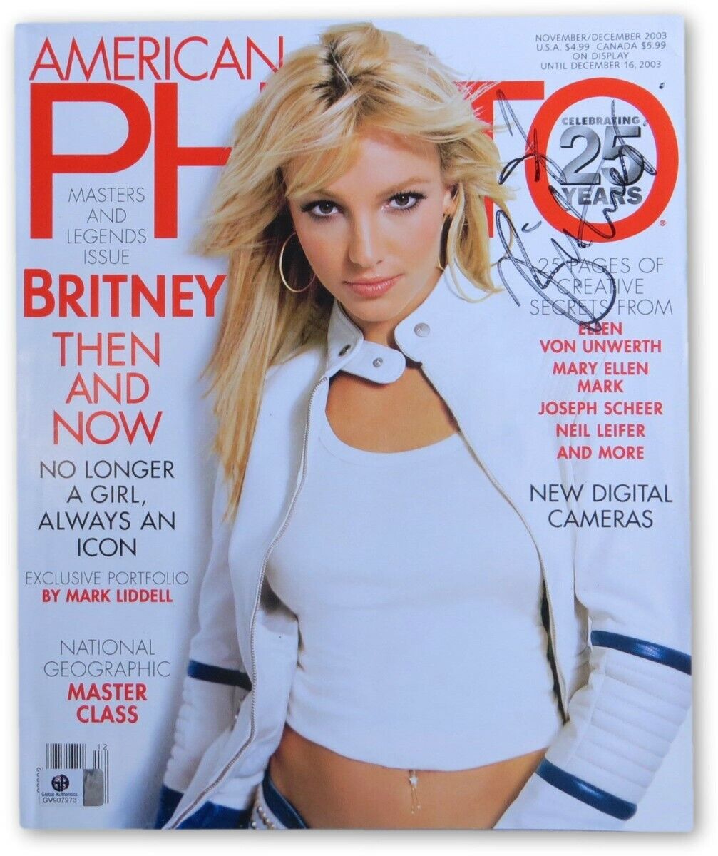 Britney Spears Signed Autographed American Photo Poster painting Magazine 2003 GV907973