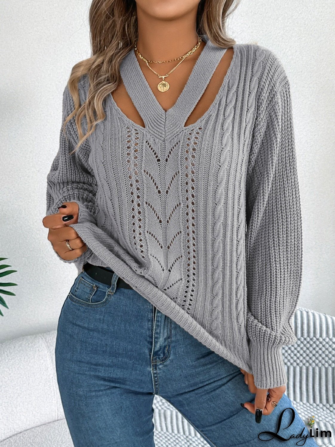Casual and Fashionable winter Sweater