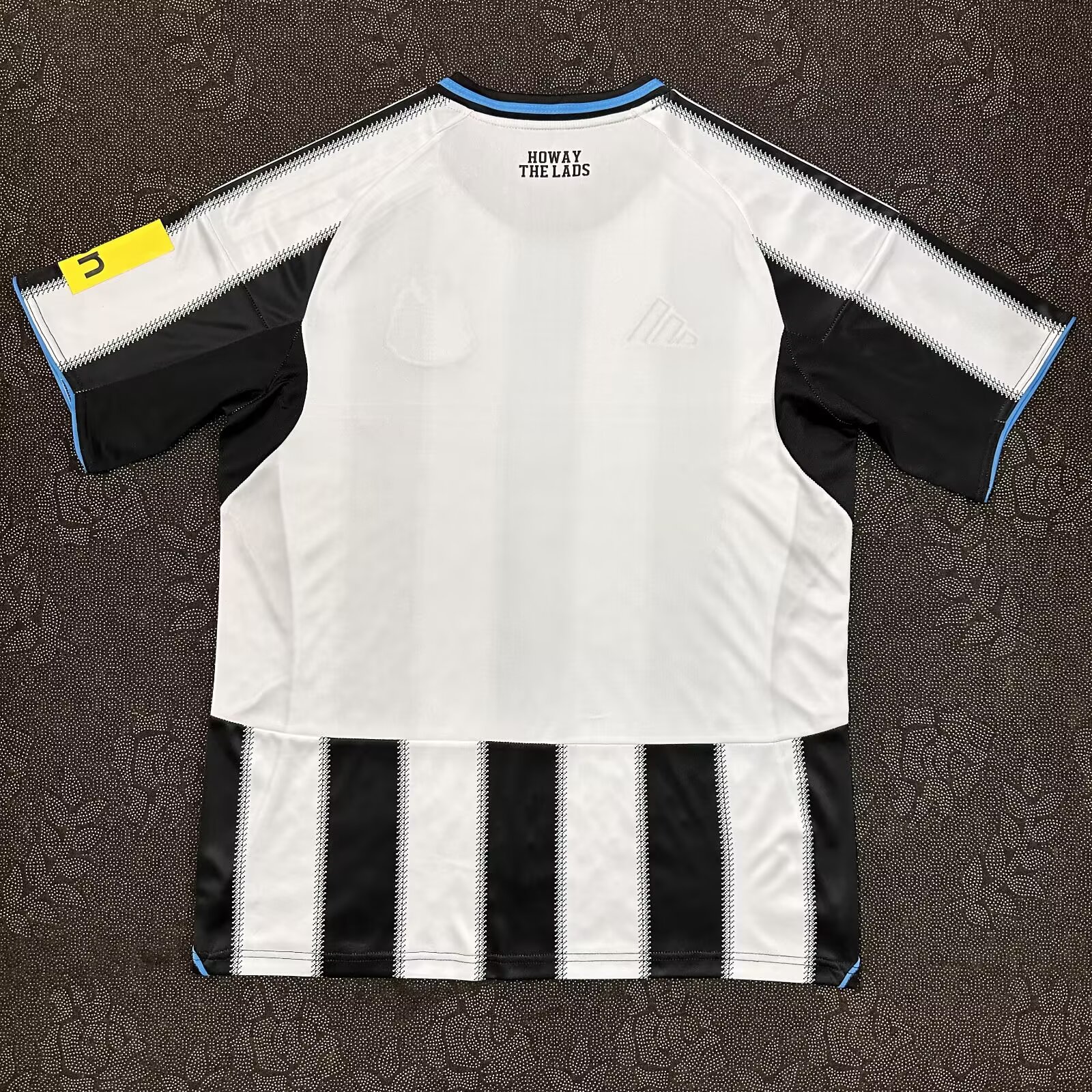 25/26 Newcastle United Home Football Shirt 1:1 Thai Quality