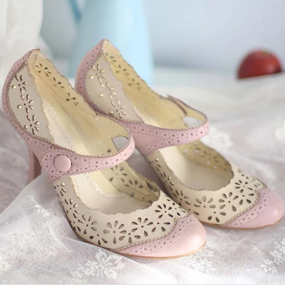 Vintage Textured Daisy Pattern High Heel Shoes
