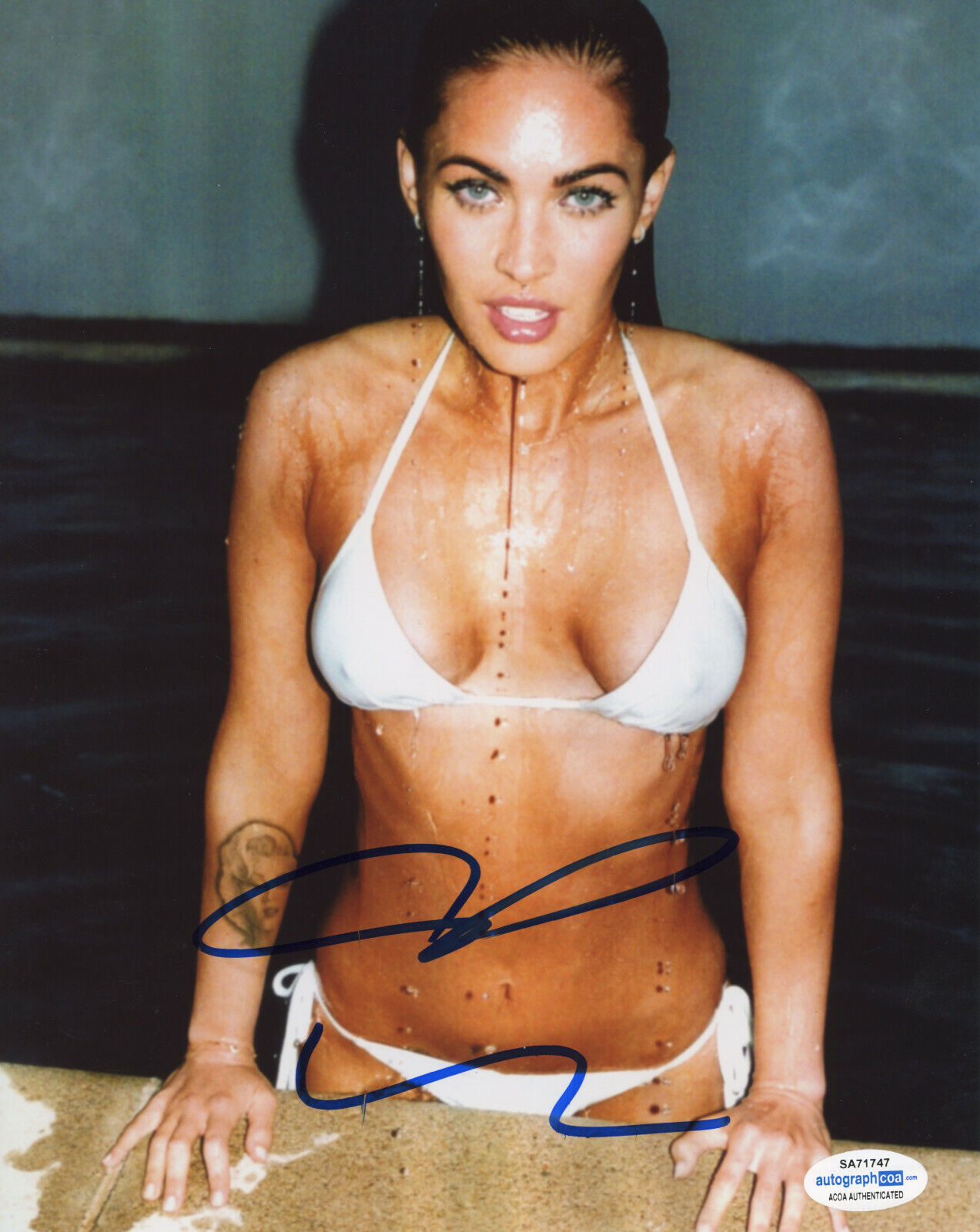 *SEXY* MEGAN FOX SIGNED 8x10 Photo Poster painting #4 TRANSFORMERS ROGUE ACOA COA