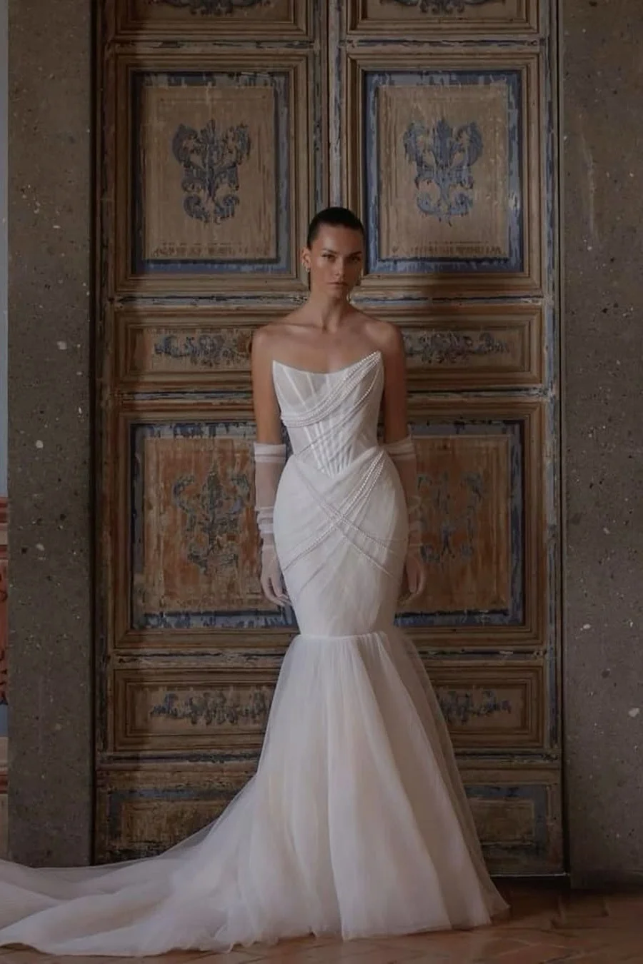Daisda Sleeveless Strapless Pearl Wedding Dress With Long Gloves