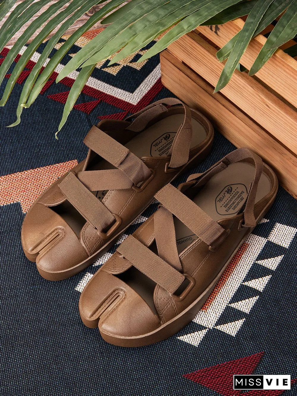 Casual Plain Split Toe Sandals