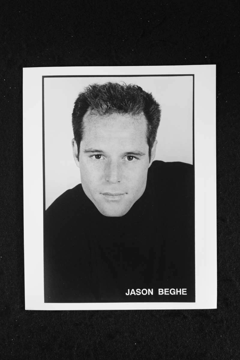 Jason Beghe - 8x10 Headshot Photo Poster painting - Chicago Hope