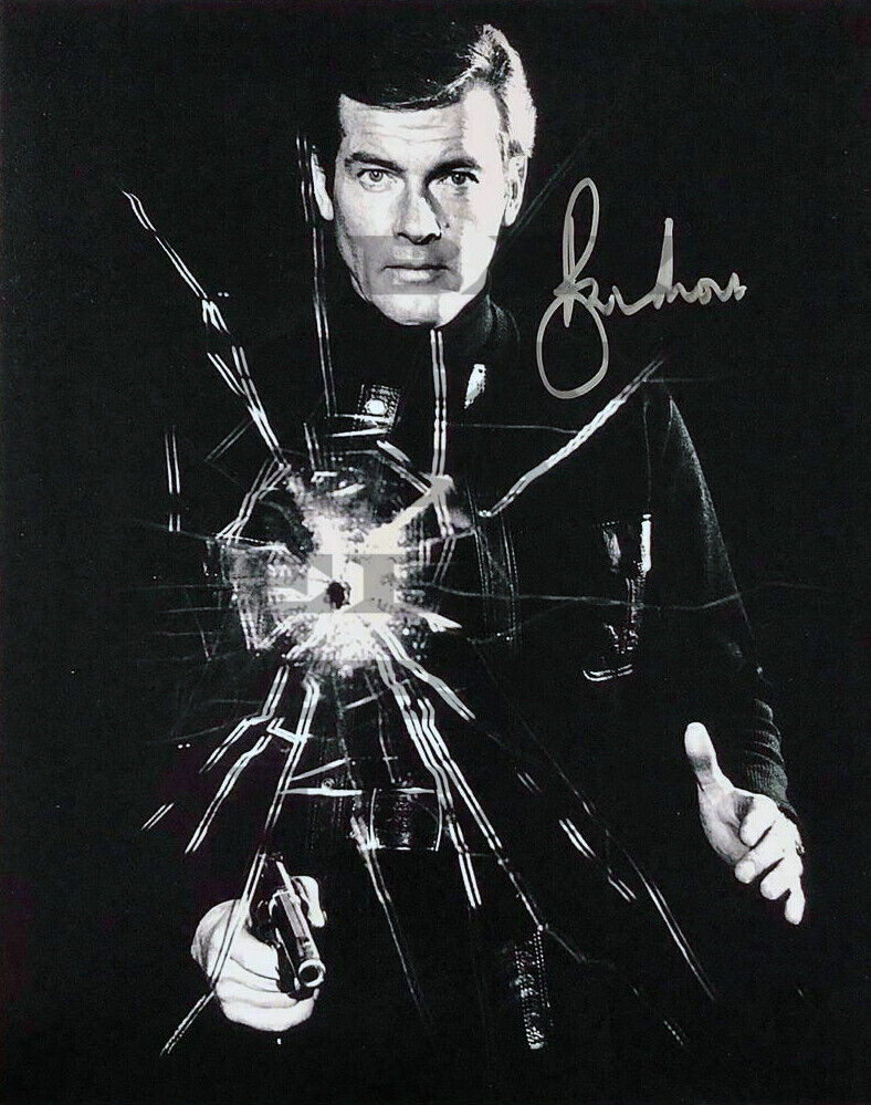 ROGER MOORE JAMES BOND 007 Autographed Signed 8x10 Photo Poster painting Reprint