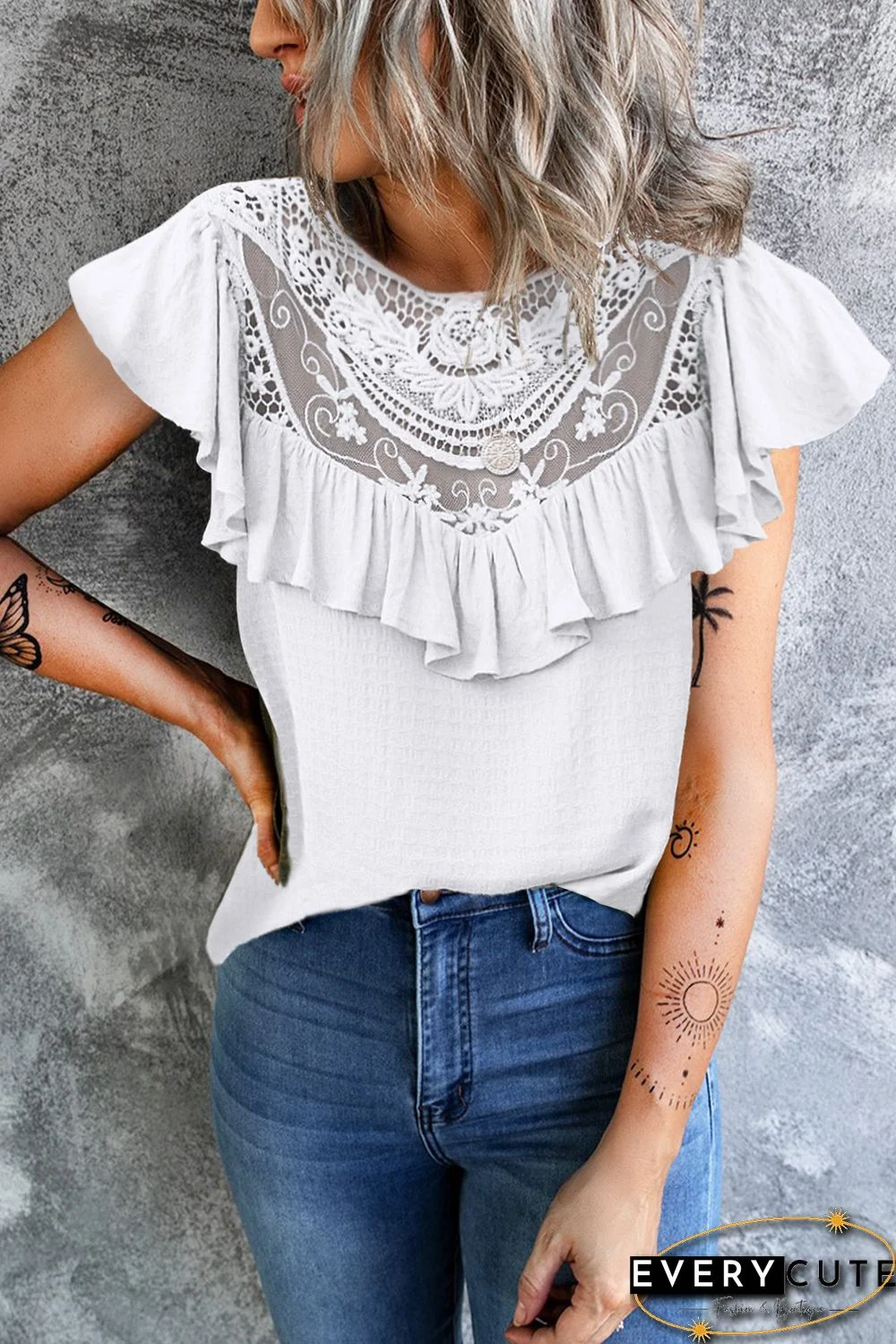 White Lace Splicing Ruffled Short Sleeve T-shirt