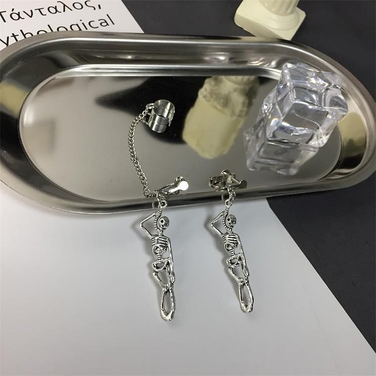 Skull Earrings