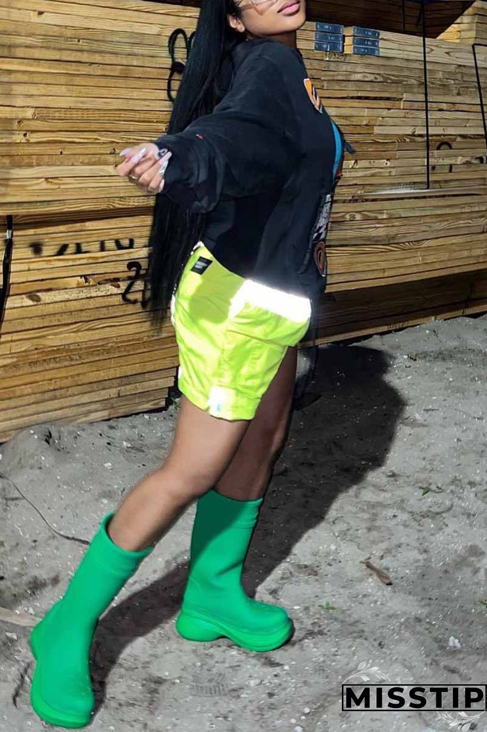 Black Street Print Letter Hooded Collar Tops