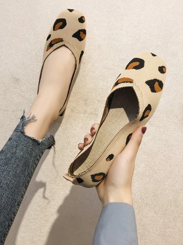 Leopard Contrast Color Breathable Flat Shoes