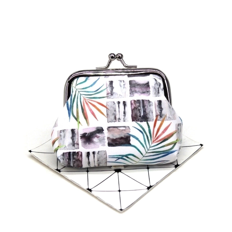 Women’s Leaves Pu Leather Buckle Coin Purses