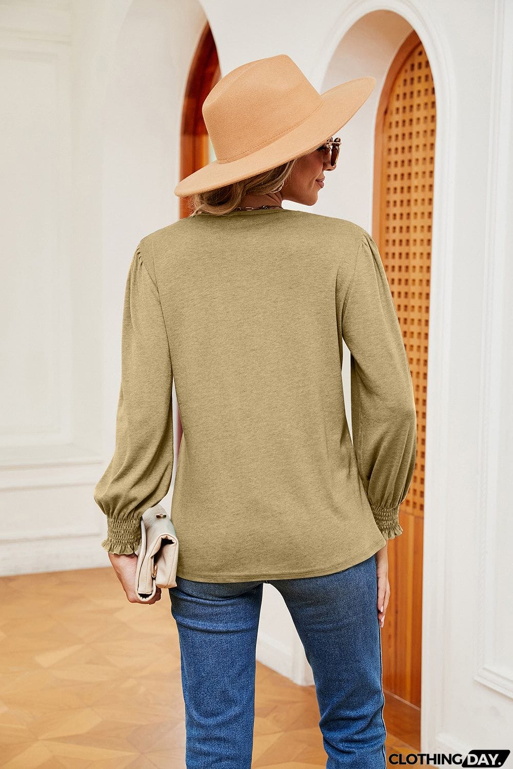 Contrast V-Neck Long Sleeve Top