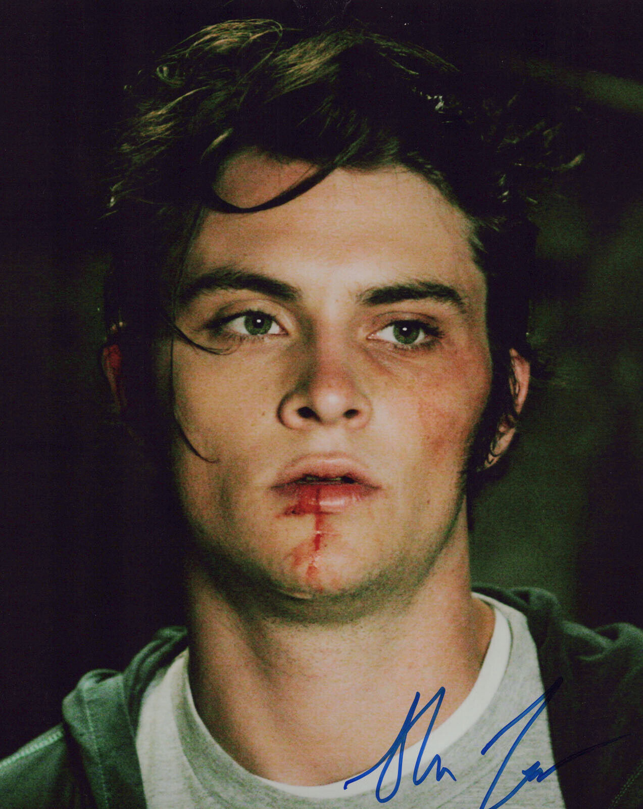 SHILOH FERNANDEZ signed Autographed 8X10 Photo Poster painting B - Hot SEXY Evil Dead COA